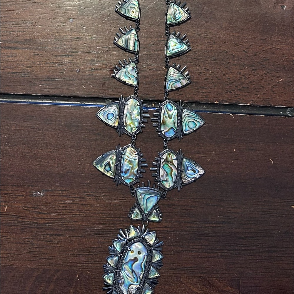 Kendra Scott Iridescent Abalone Necklace